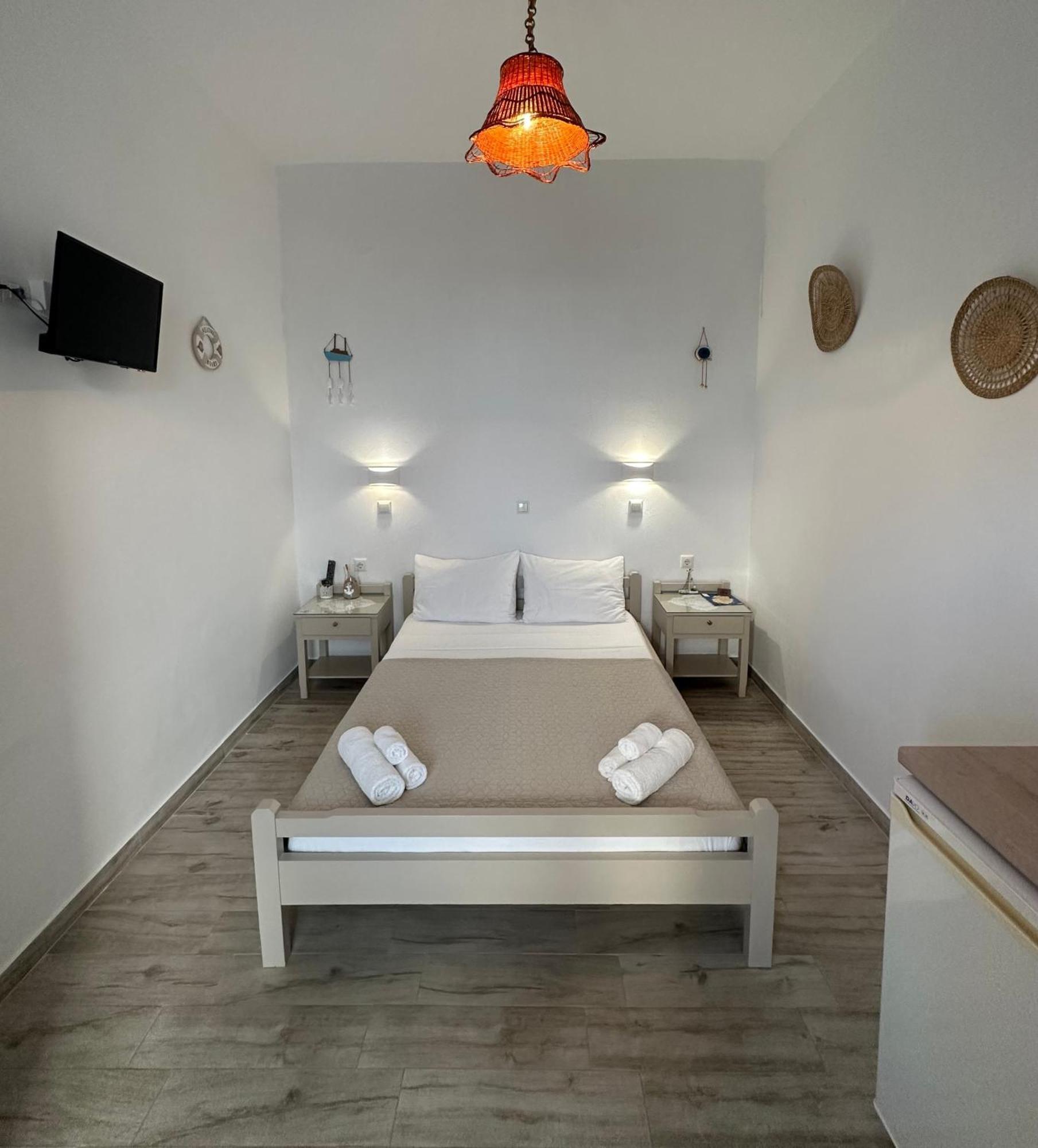 Nick'S Studio 1 Parikia  Ngoại thất bức ảnh